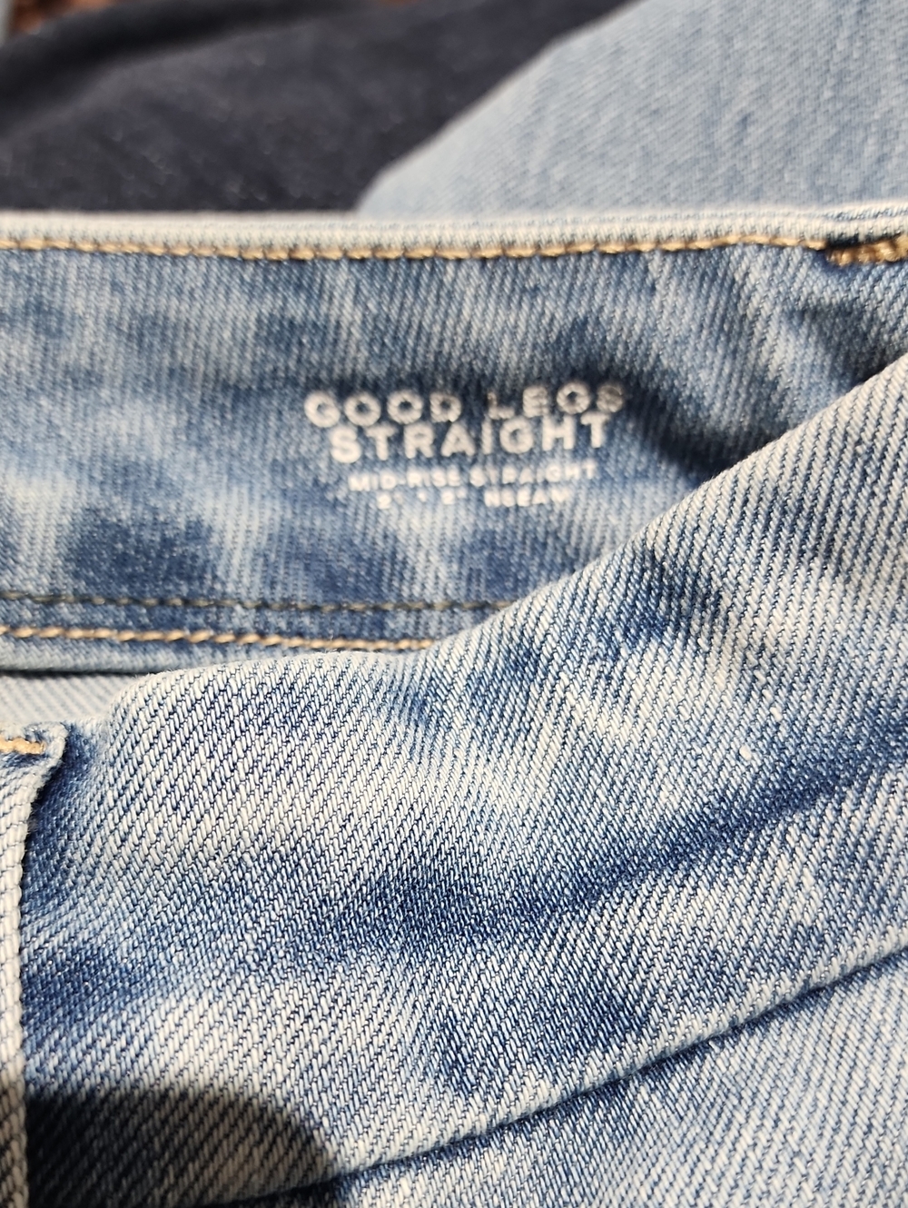 Good American Good Legs Mid Rise Straight Jeans In Indigo1012 - Picture 8 of 9